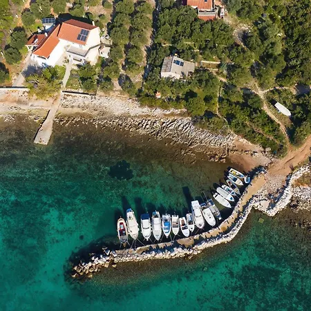 Vakantiehuis Robinson House Jerena
