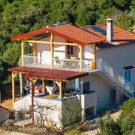 Robinson House Jerena Vakantiehuis