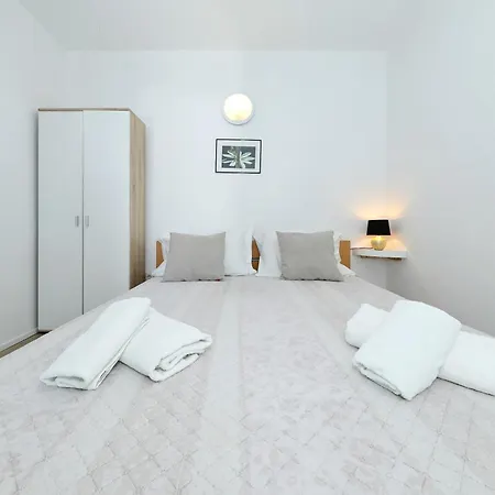 Vakantiehuis Robinson House Jerena *