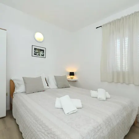 Vakantiehuis Robinson House Jerena