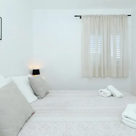 Robinson House Jerena Vakantiehuis