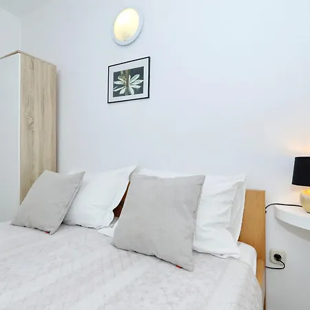 Vakantiehuis Robinson House Jerena *