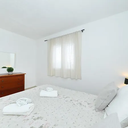 Robinson House Jerena Vakantiehuis