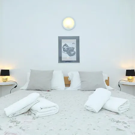 Robinson House Jerena Vakantiehuis Kukljica