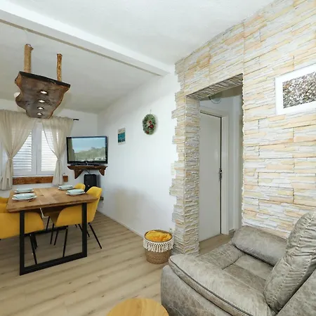 Robinson House Jerena Vakantiehuis