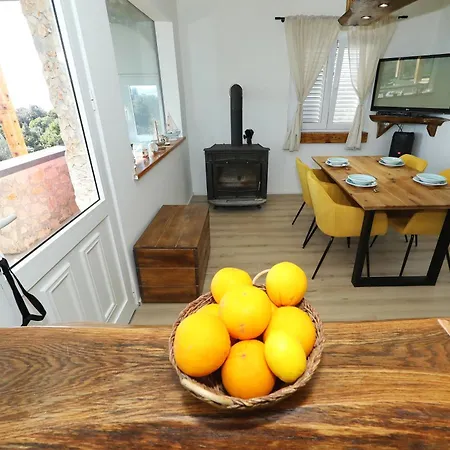 Robinson House Jerena Vakantiehuis *