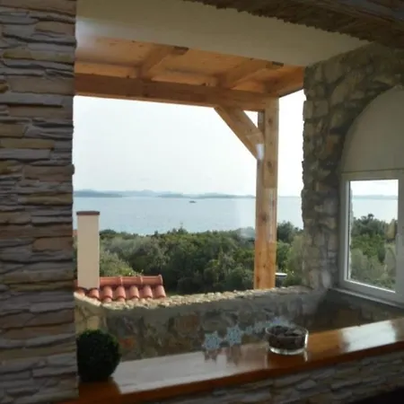 Robinson House Jerena Vakantiehuis Kukljica